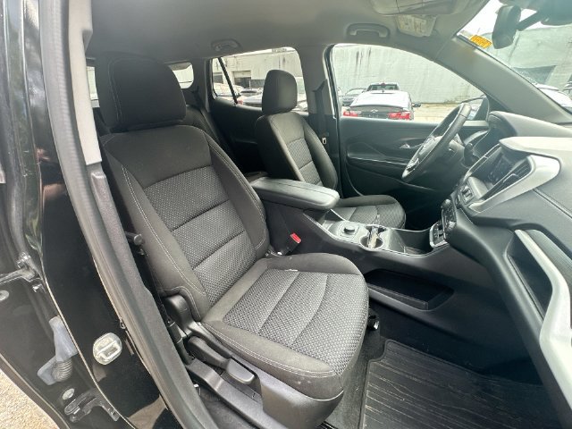 Used 2024 GMC Terrain SLE FWD image 33