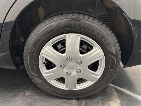 Used 2014 Toyota Corolla L FWD image 28