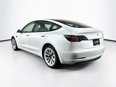 Used 2023 Tesla Model 3 Standard Range RWD image 5