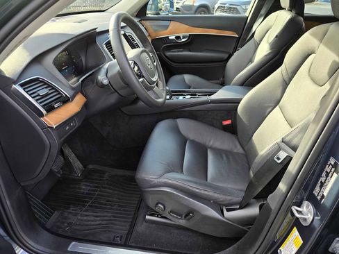 Certified 2024 Volvo XC90 T8 Plus w/ Protection Package Premier image 22