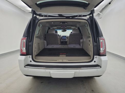 Used 2018 GMC Yukon XL Denali w/ Denali Ultimate Package RWD image 29