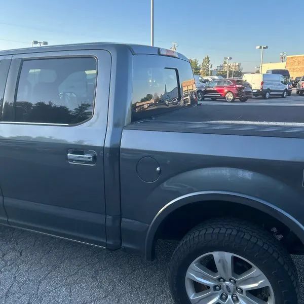 Used 2019 Ford F150 Platinum w/ Equipment Group 701A Luxury AWD/4WD image 3