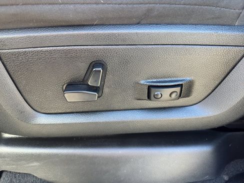 Used 2024 RAM 2500 Big Horn image 19