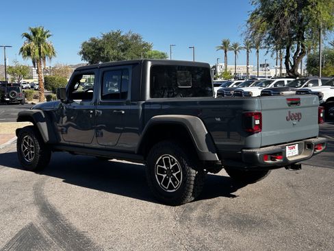 New 2025 Jeep Gladiator Rubicon w/ Convenience Group image 4