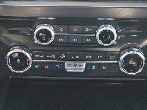 New 2026 Ford F250 Lariat w/ Black Appearance Package image 13