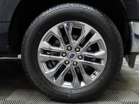 Used 2025 Ford F150 Lariat w/ Tow/Haul Package image 8