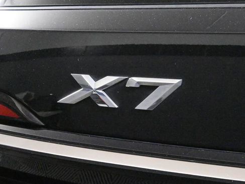 Certified 2024 BMW X7 xDrive40i w/ Premium Package image 43