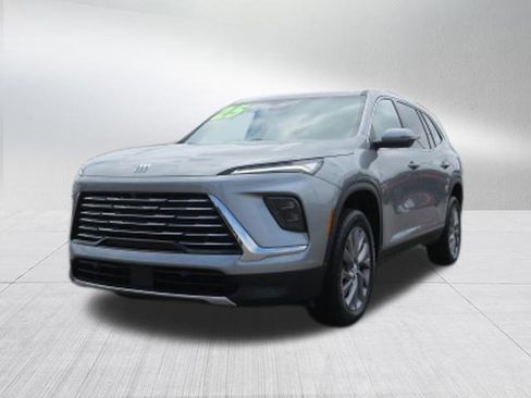 New 2025 Buick Enclave Preferred w/ Power Package image 7