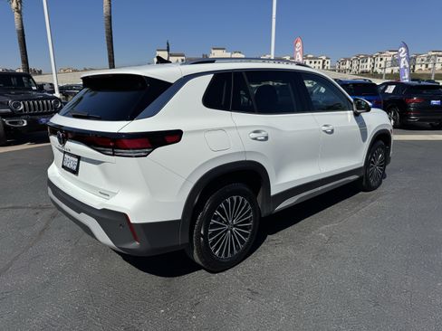 Certified 2025 Volkswagen Tiguan S AWD/4WD image 15