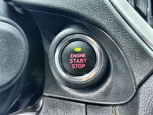 Used 2019 Subaru Crosstrek 2.0i Limited w/ Moonroof Package w/Navigation image 24