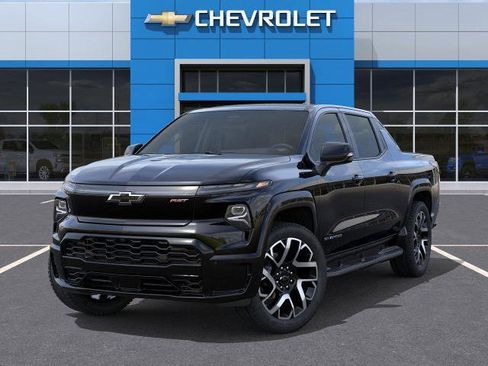 New 2024 Chevrolet Silverado EV RST image 30