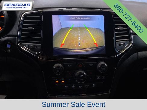 Used 2020 Jeep Grand Cherokee Laredo w/ Quick Order Package 2BN North AWD/4WD image 21