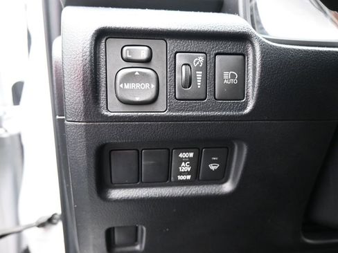 Used 2024 Toyota 4Runner TRD Off-Road image 10