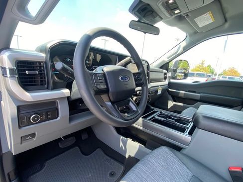 New 2026 Ford F250 XLT w/ Tremor Off-Road Package AWD/4WD image 9