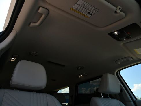Used 2026 Hyundai Palisade SEL FWD image 35