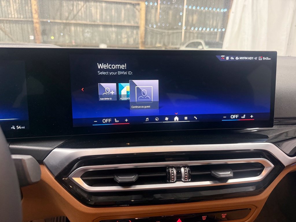 Used 2024 BMW i4 eDrive35 w/ Premium Package RWD image 9