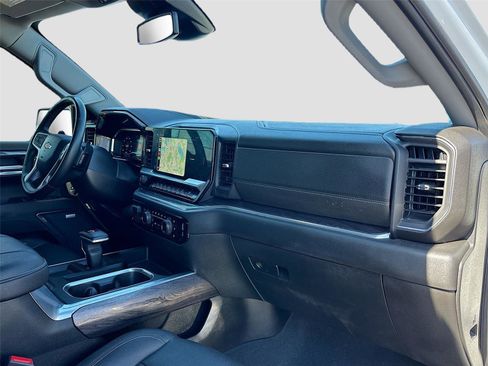 Used 2023 Chevrolet Silverado 1500 LTZ w/ LTZ Convenience Package II image 30