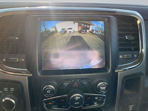 Used 2018 RAM 2500 Laramie w/ Sport Appearance Group AWD/4WD image 22