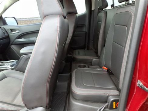 Certified 2018 GMC Canyon All Terrain w/ Trailering Package image 21