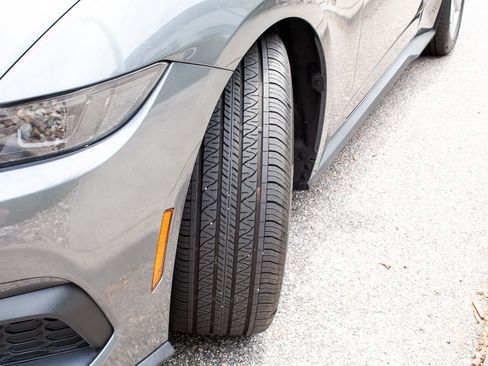 Used 2026 Ford Mustang Coupe RWD image 9