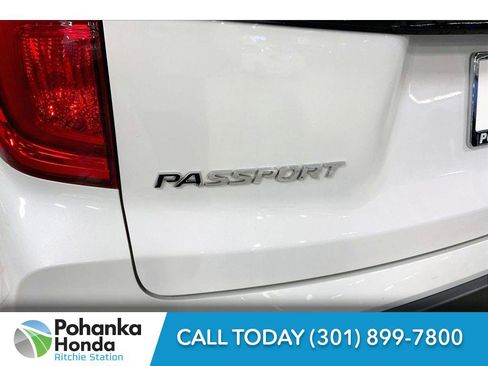 Used 2024 Honda Passport EX-L image 7