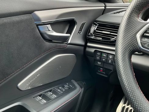 Certified 2025 Acura RDX w/ Advance Package AWD/4WD image 24