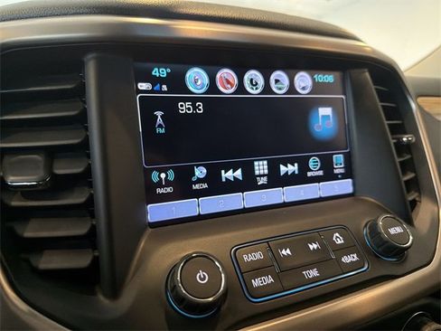 Used 2018 GMC Acadia Denali w/ Technology Package image 30