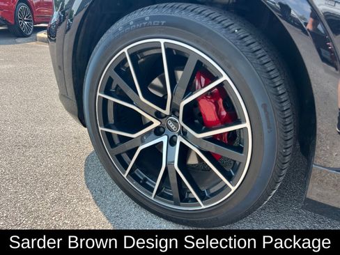 Used 2019 Audi Q8 Prestige w/ Luxury Package AWD/4WD image 10