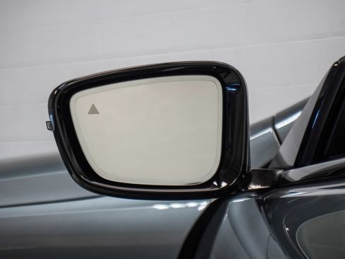 Used 2023 BMW 840i xDrive Coupe AWD/4WD image 32