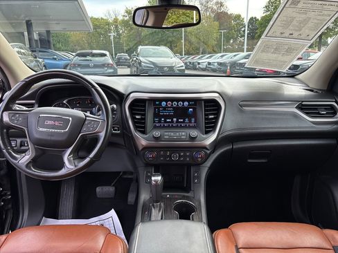 Used 2017 GMC Acadia SLT image 12