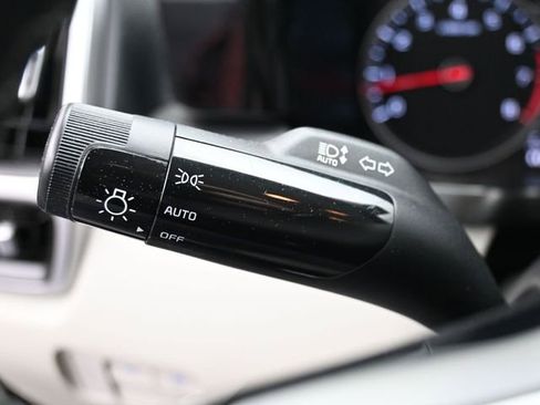 Used 2021 Kia Sorento S image 22