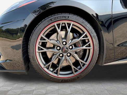 Used 2023 Chevrolet Corvette Stingray Coupe w/ Z51 Performance Package RWD image 32