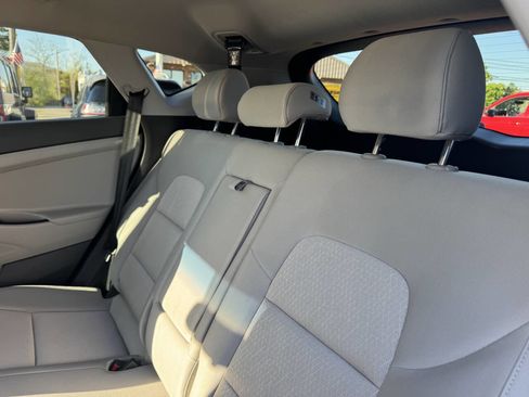 Used 2018 Hyundai Tucson SE AWD/4WD image 23