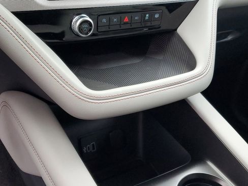 New 2026 Ford Explorer Active w/ Active Comfort Package image 21