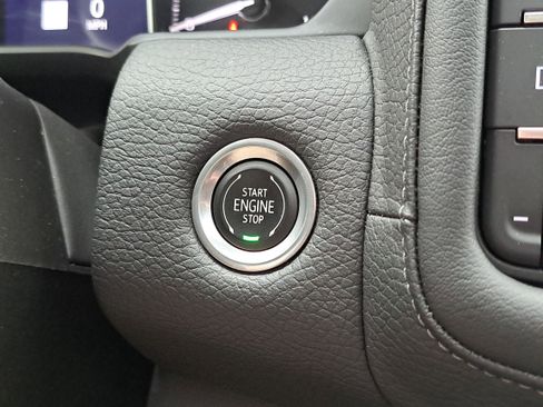 Used 2021 GMC Yukon Denali image 24