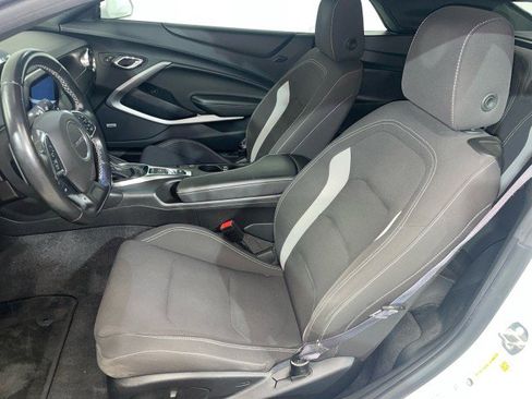 Used 2016 Chevrolet Camaro LT w/ Technology Package image 11