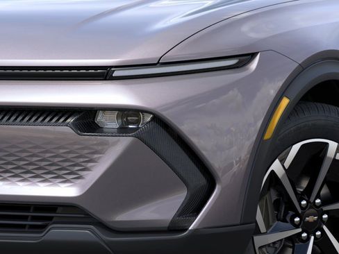 New 2026 Chevrolet Equinox EV LT FWD image 10