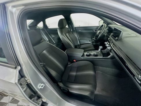 Used 2025 Honda Civic Sport image 30