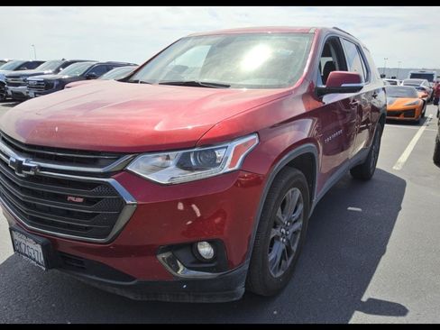 Used 2019 Chevrolet Traverse RS AWD/4WD image 2
