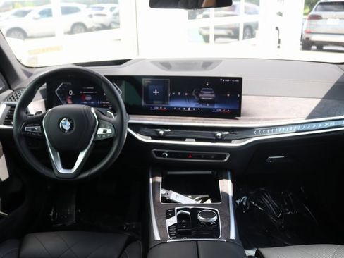 Used 2025 BMW X5 xDrive40i image 10