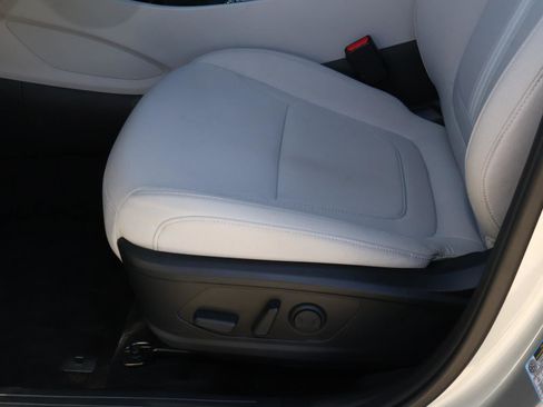 Certified 2025 Hyundai Tucson SEL image 14