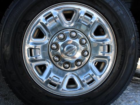 Used 2016 Nissan NV 3500 SV w/ SV Technology Package image 19