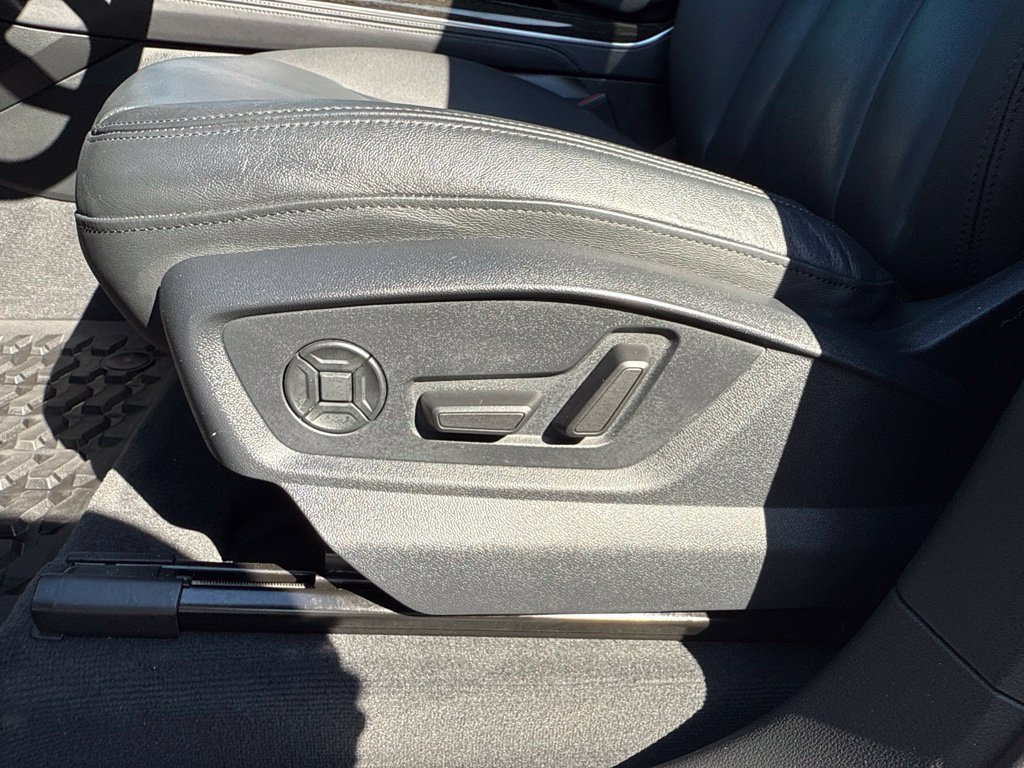 Used 2023 Audi Q7 3.0T Premium Plus AWD/4WD image 16