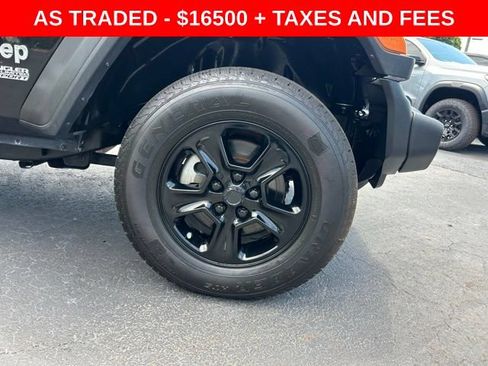 Used 2018 Jeep Wrangler Unlimited Sport S AWD/4WD image 8