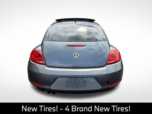 Used 2012 Volkswagen Beetle 2.5 FWD image 6
