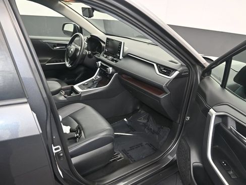 Used 2019 Toyota RAV4 Limited w/ All Weather Liner Package AWD/4WD image 10