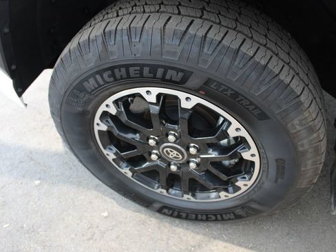 Certified 2025 Toyota Tundra SR5 w/ TRD Off-Road Package AWD/4WD image 59