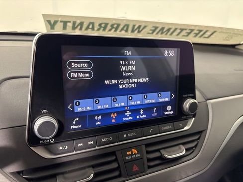 Used 2025 Nissan Altima 2.5 SR FWD image 26
