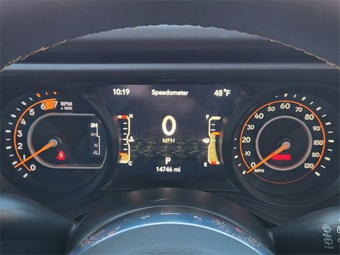 Used 2024 Jeep Wrangler Sahara w/ Technology Group image 16