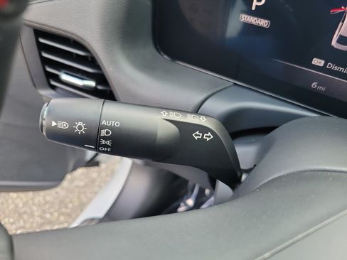 New 2026 Nissan Sentra SR w/ Floor Mat Package FWD image 23